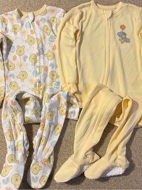 Set of 2 Winnie the Pooh Footed One-Piece Pajamas 12-18m